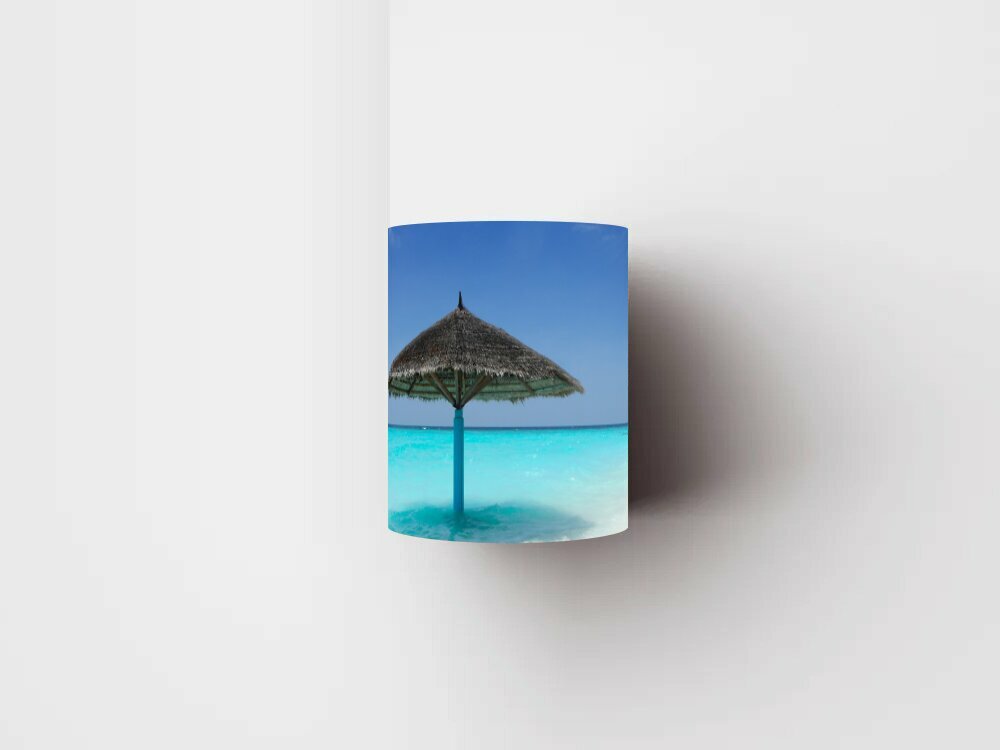 Кружка с рисунком, принтом "Мальдивы, пальмы, пляж" 320 мл.