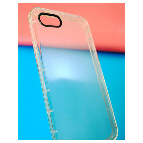 Чехол на смартфон iPhone 7/8 Накладка прозрачная силиконовая с усиленным каркасом и противоударныйми бортиками