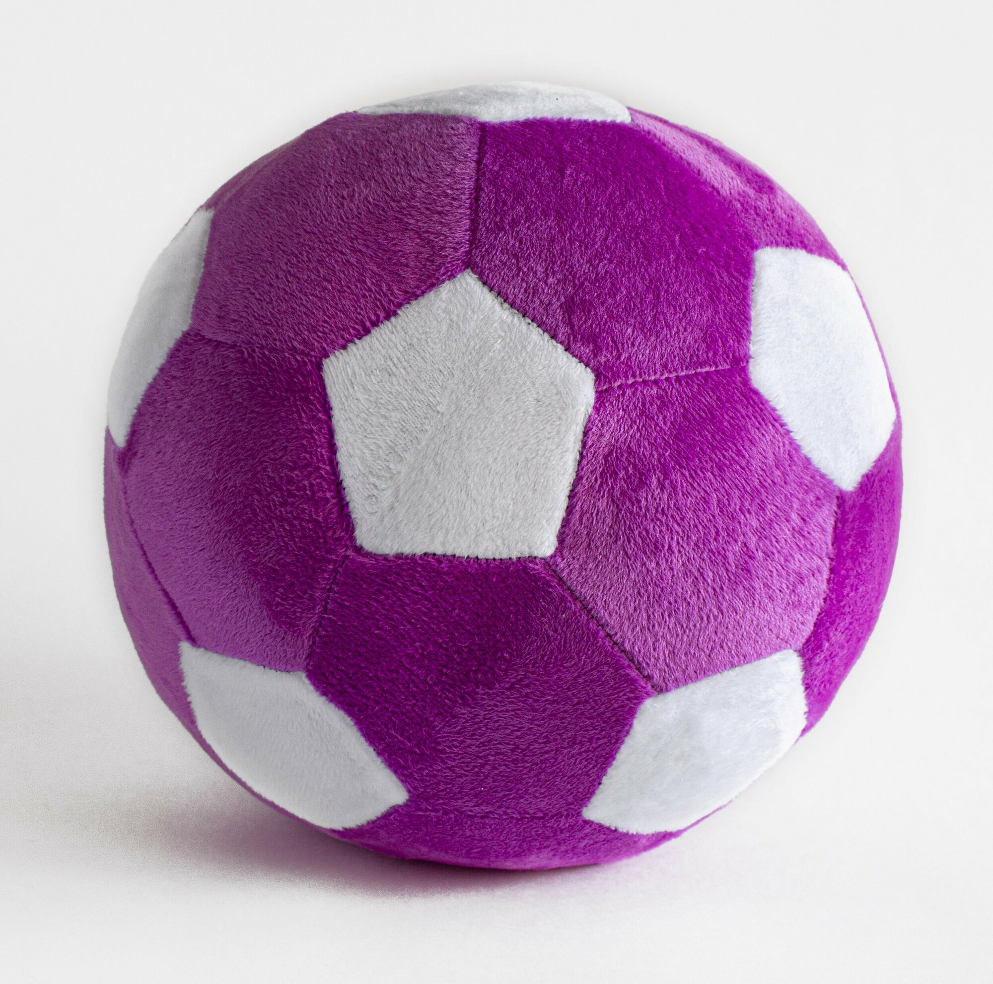 Мягкая игрушка Magic Bear Toys Мяч мягкий цвет сиреневый/белый 23 см