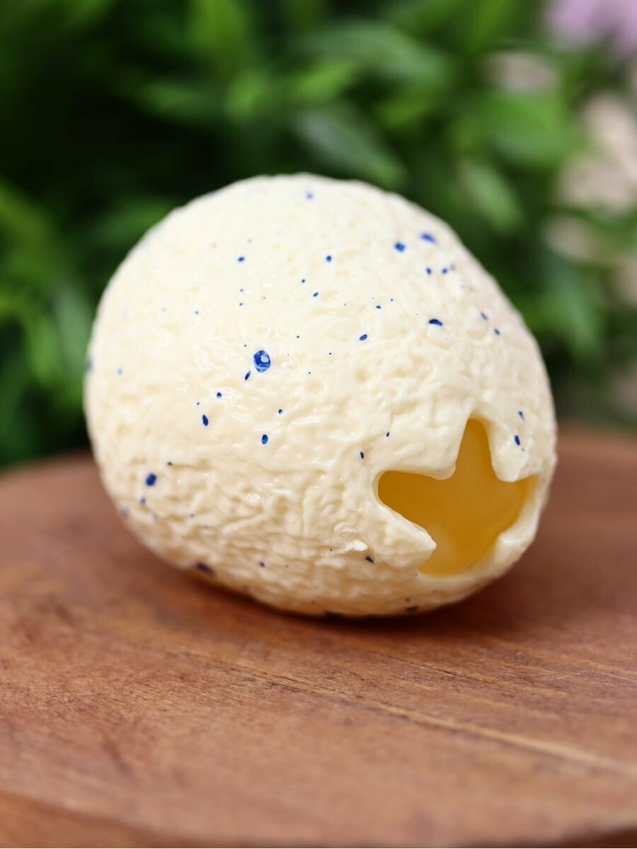 Игрушка антистресс, мялка Dinosaur egg white