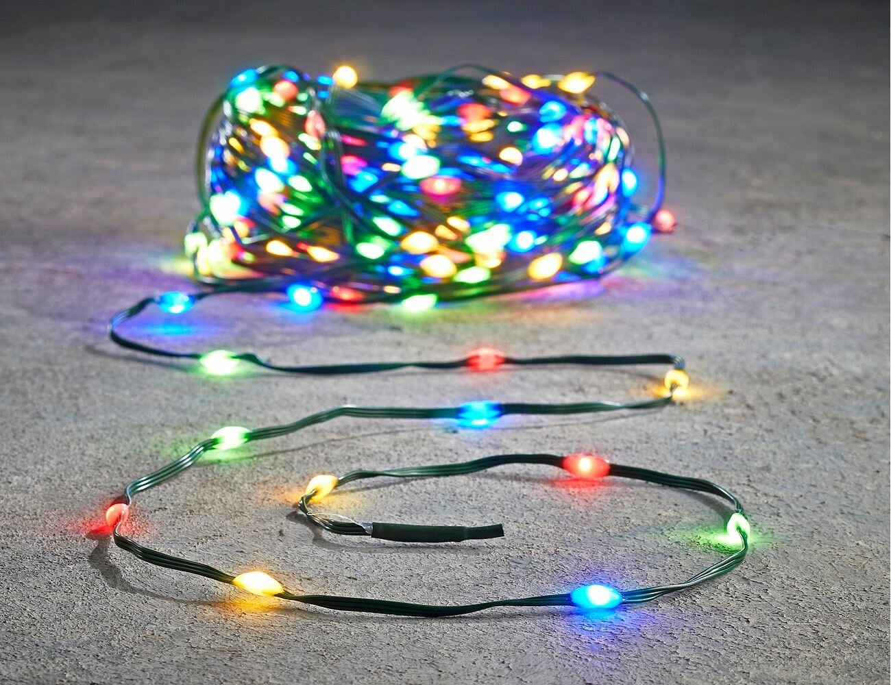 Светодиодная гирлянда, 350 разноцветных мини LED-огней (крупные диоды), 26+3 м, контроллер, зелёный микрофлекс, уличная, Edelman