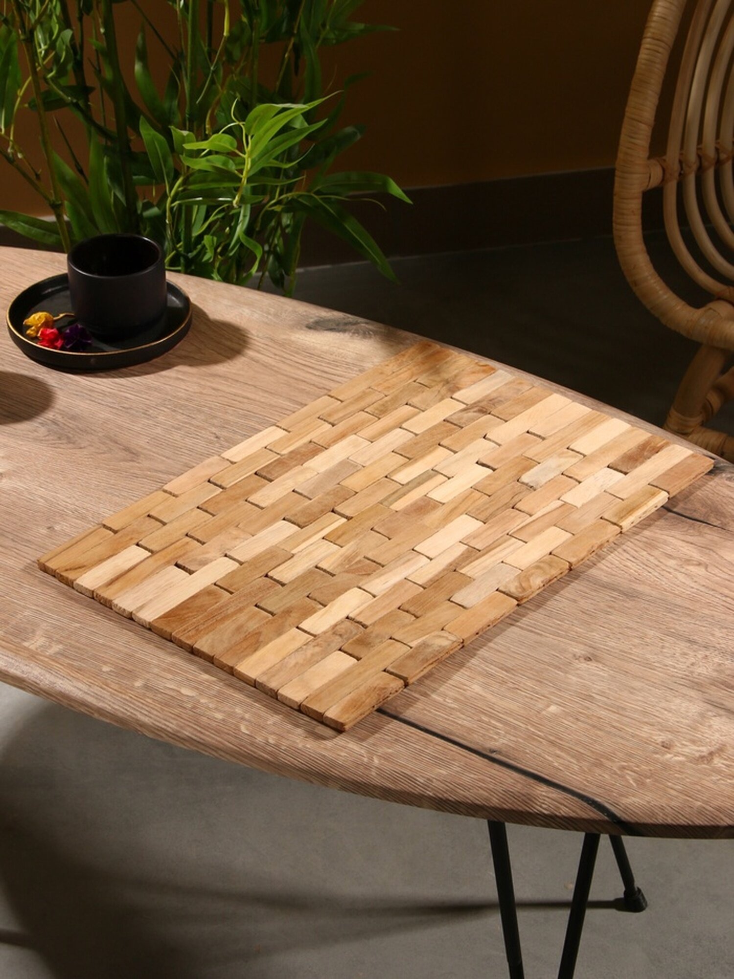 Коврик из тикового дерева 40×30×0.7 см