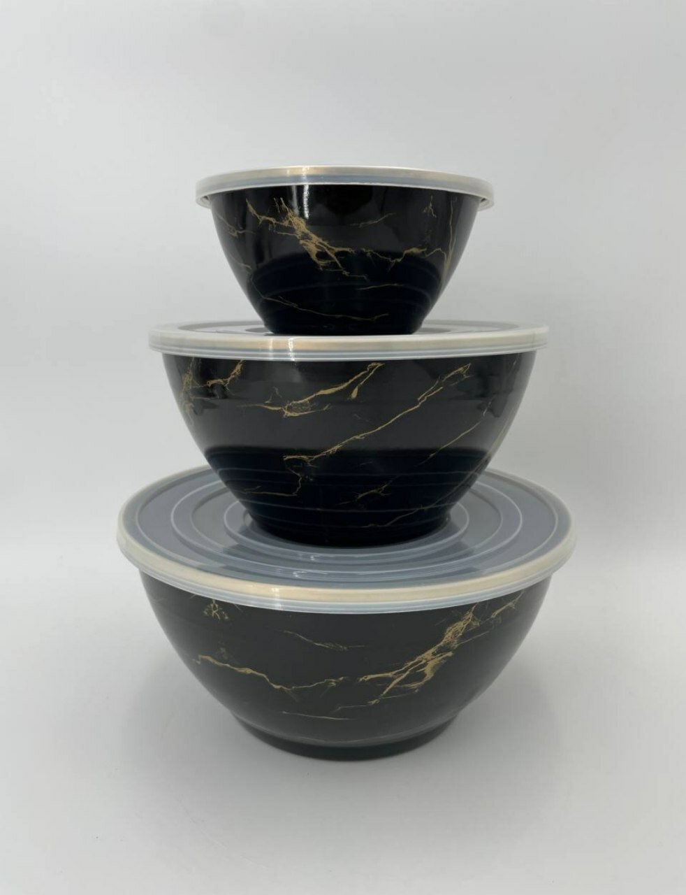 Набор эмалированных салатников, мисок с крышками 1- 2,5-4 литр.