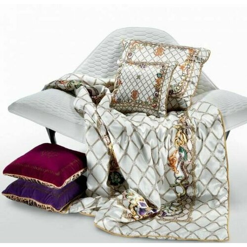 Двуспальное стеганое одеяло Roberto Cavalli New Spider White