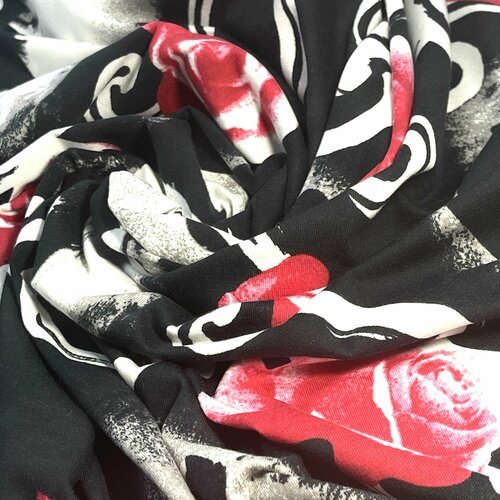 Ткань Трикотаж хлопковый. Состав х/б 100%. Ширина 150см. Италия. Отрез ткани 2,85*1,50см. Цена за весь отрез.