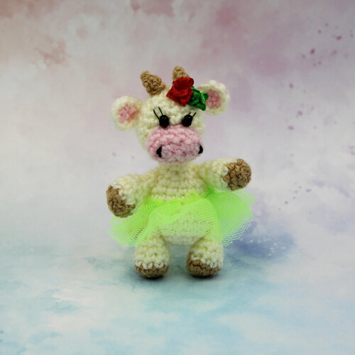 Вязаная Коровка 7 см. Игрушка ручной работы