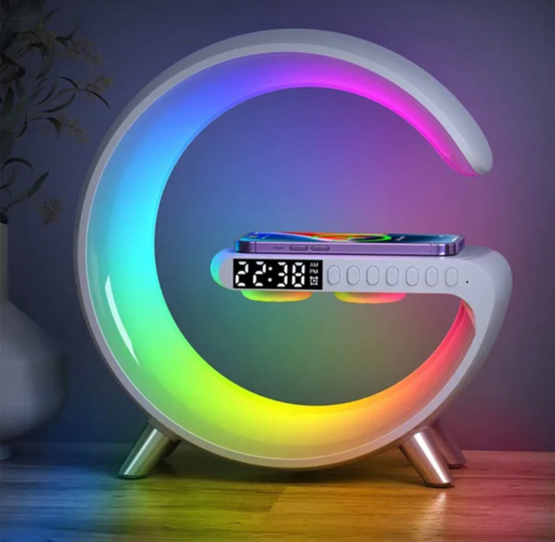 Светильник RGB Ночник с беспроводной зарядкой для телефона 15W часами будильником и Bluetooth колонкой