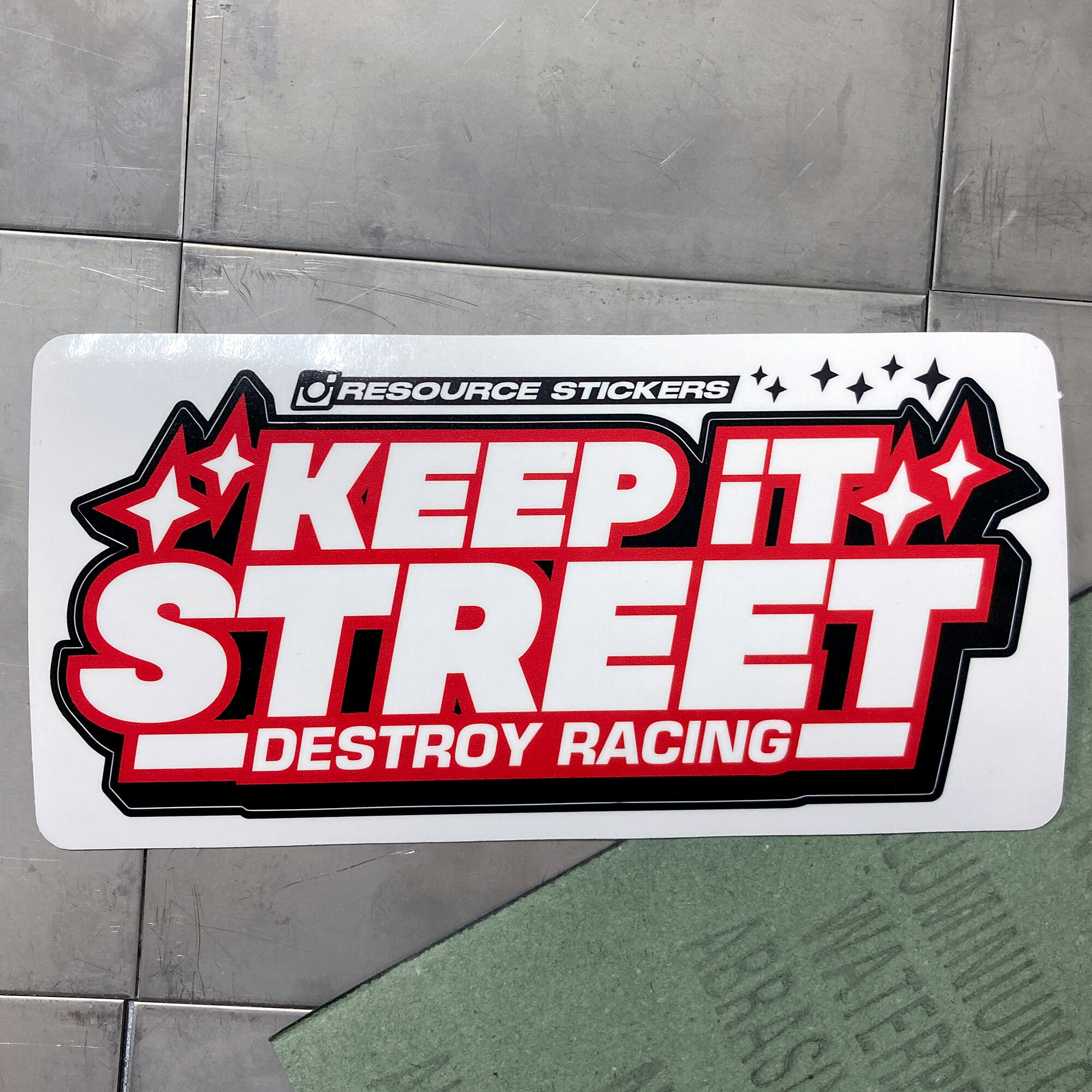 Наклейка на авто Keep it street destroy racing, 18x8см
