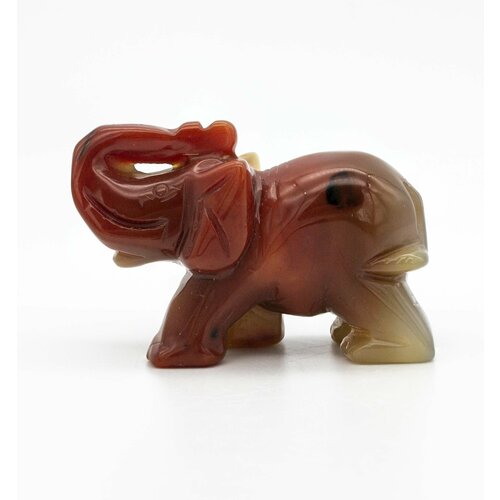 Статуэтка слона из сердолика 18
