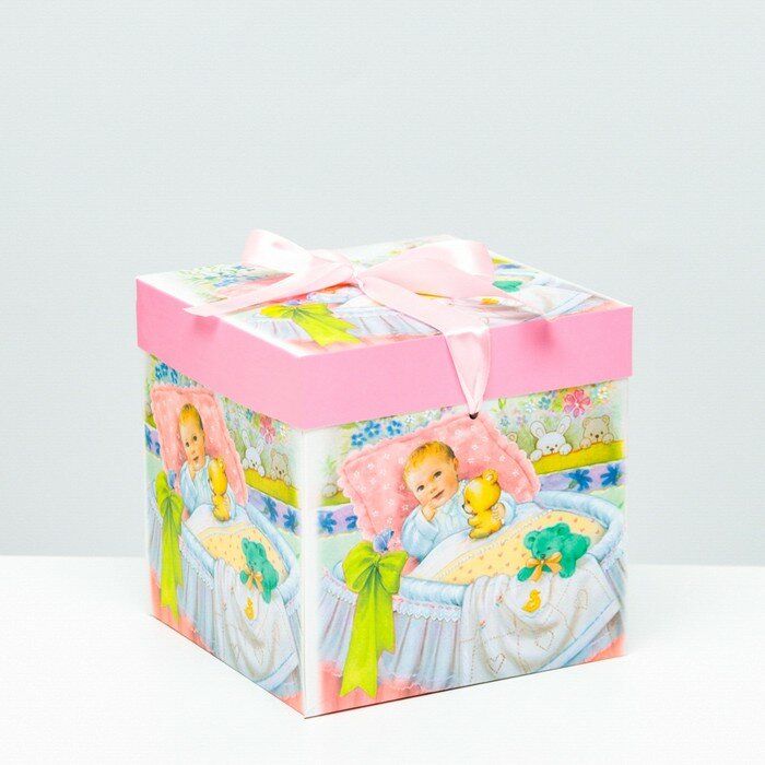 Коробка подарочная самосборная «Детская» Девочкам 15×15×15 см