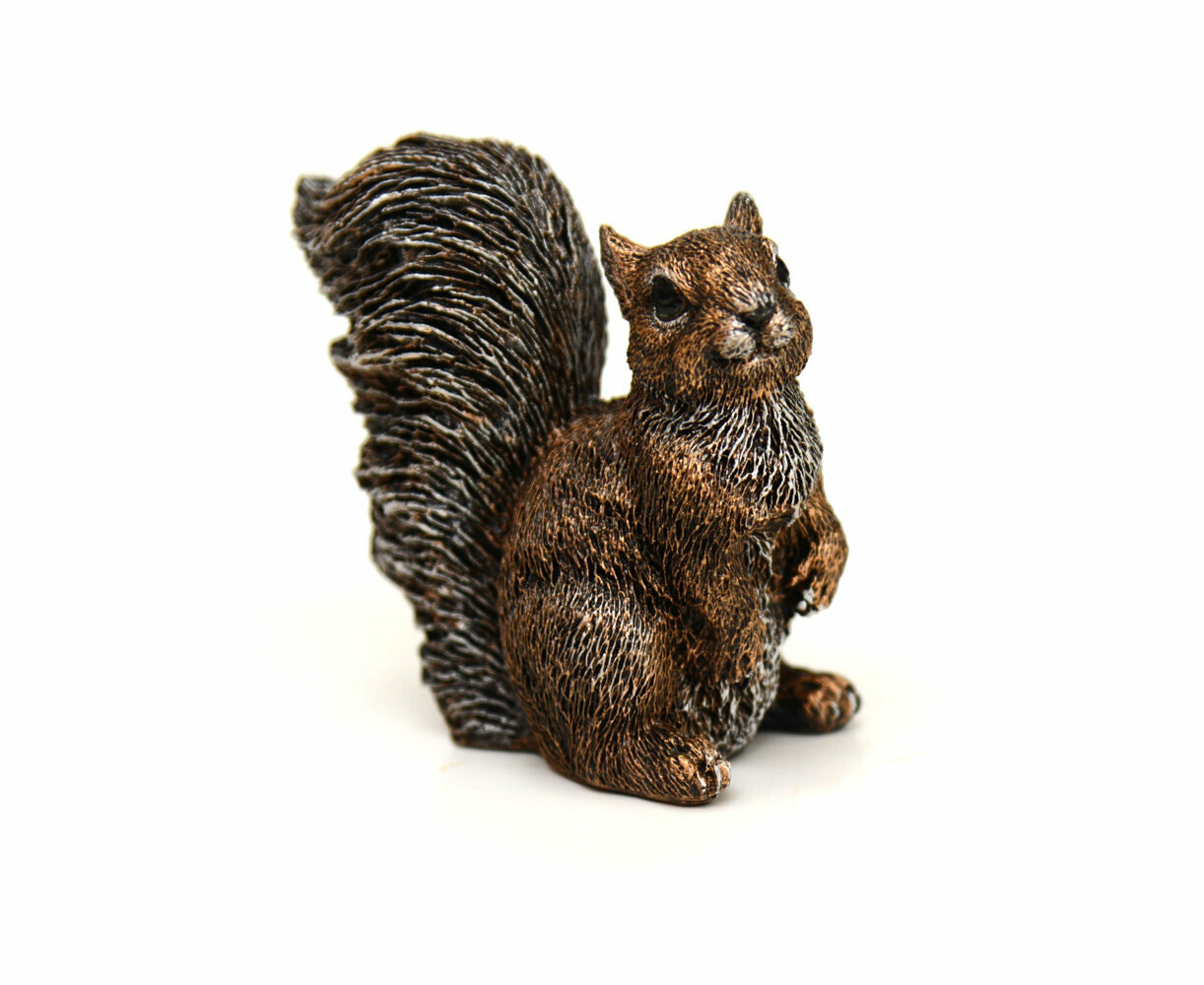 фото Статуэтка из камня "Белочка"