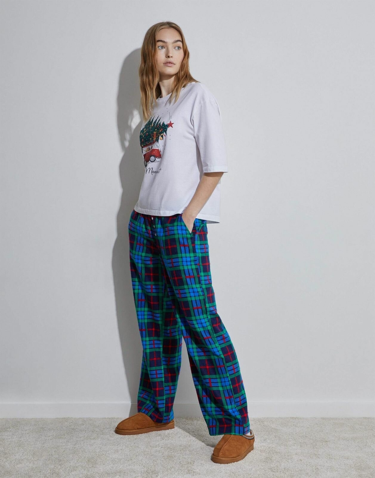 Пижамные брюки Gloria Jeans GSL001535 разноцветный женский S/164 (42) - фотография № 2