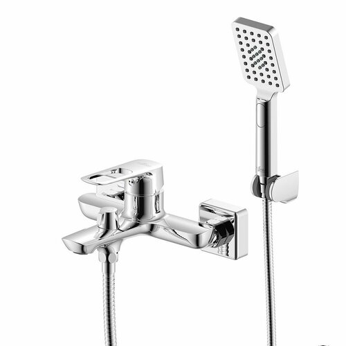 Смеситель для ванны ROSSINKA RS46 с набором для душа хром