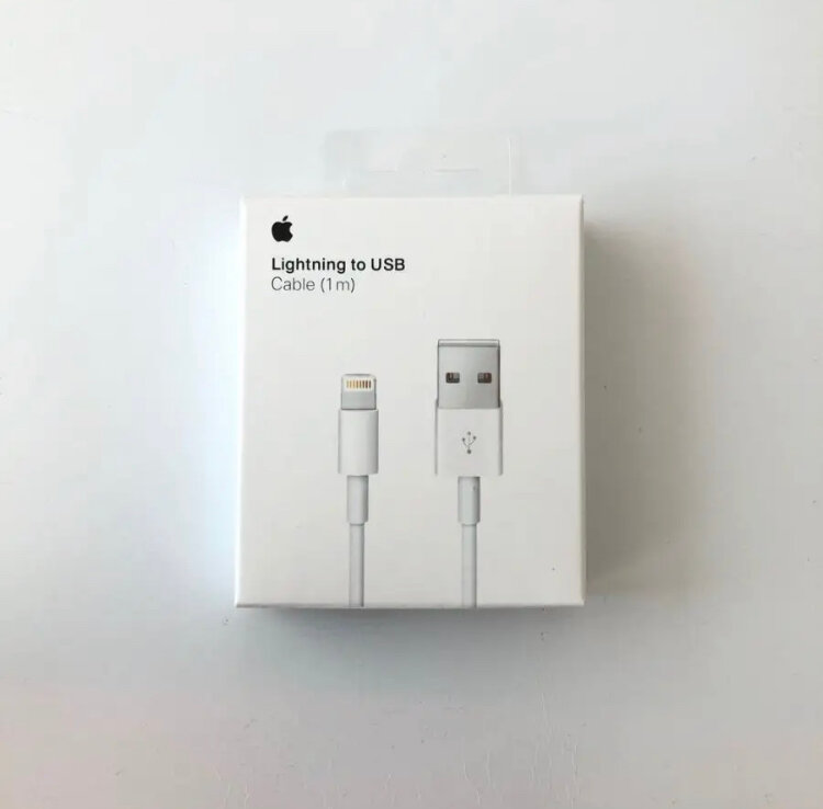 Кабель для зарядки и подключения iPhone, iPad, iPod USB / Lightning 1M Белый