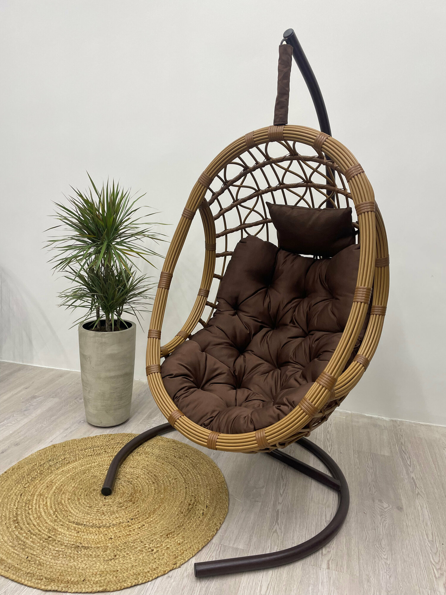 Подвесное кресло-кокон SAVIRA горячий шоколад + каркас (коричневая подушка)