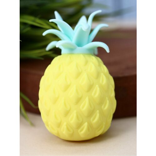 Игрушка антистресс, мялка Pineapple squeeze toy yellow