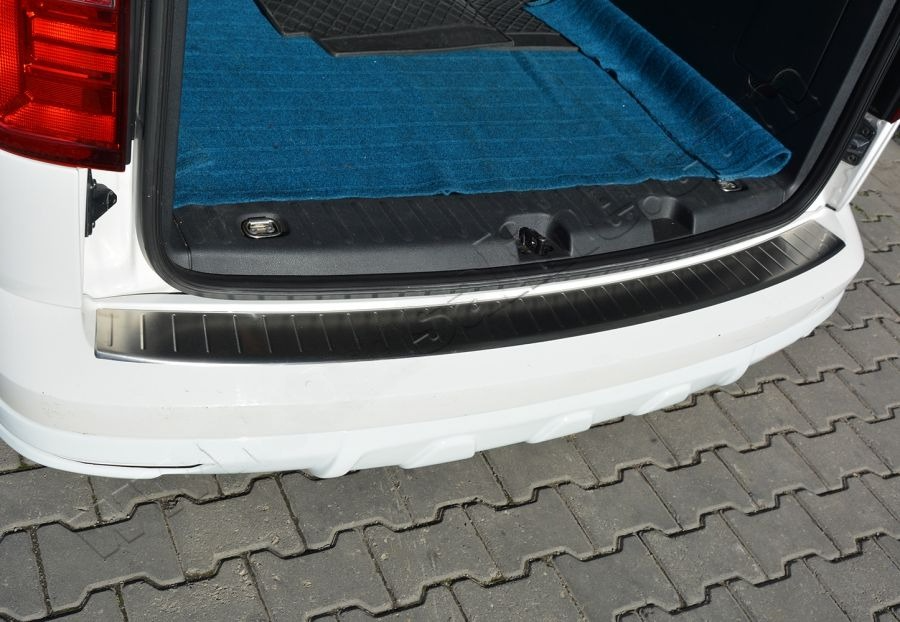 Накладка на задний бампер матированная VW Caddy 2015+