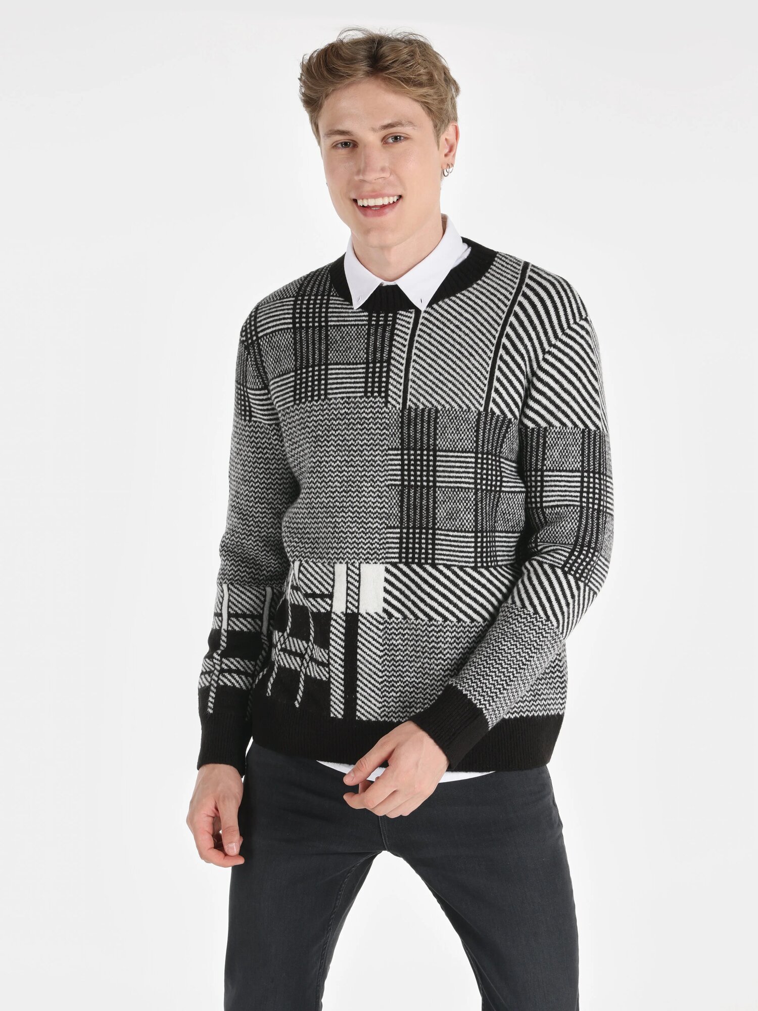 Джемпер COLIN'S Свитер