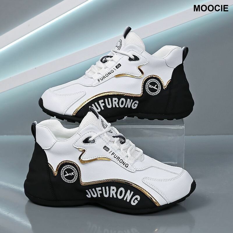 Кроссовки MOOCIE