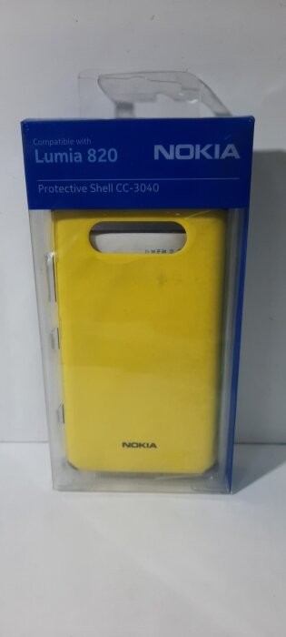 Чехол смартфона Nokia Lumia 820 CC-3040