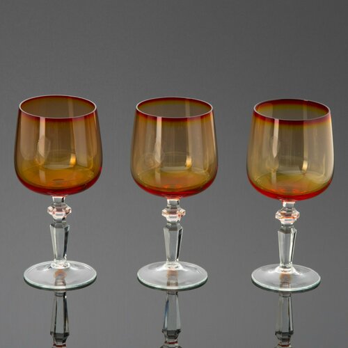 Набор бокалов с градиентом от красного к желтому, на 3 персоны, автор А. М. Силко