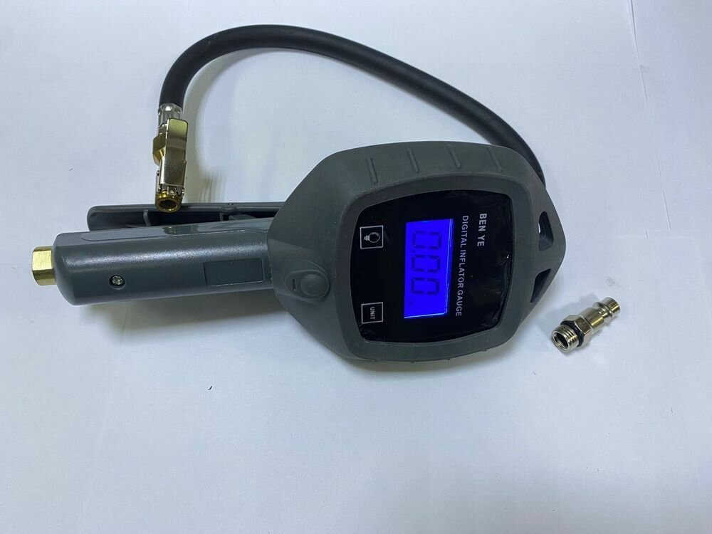 фото Пистолет для подкачки колес, шин с цифровым манометром и шлангом, 12 Бар