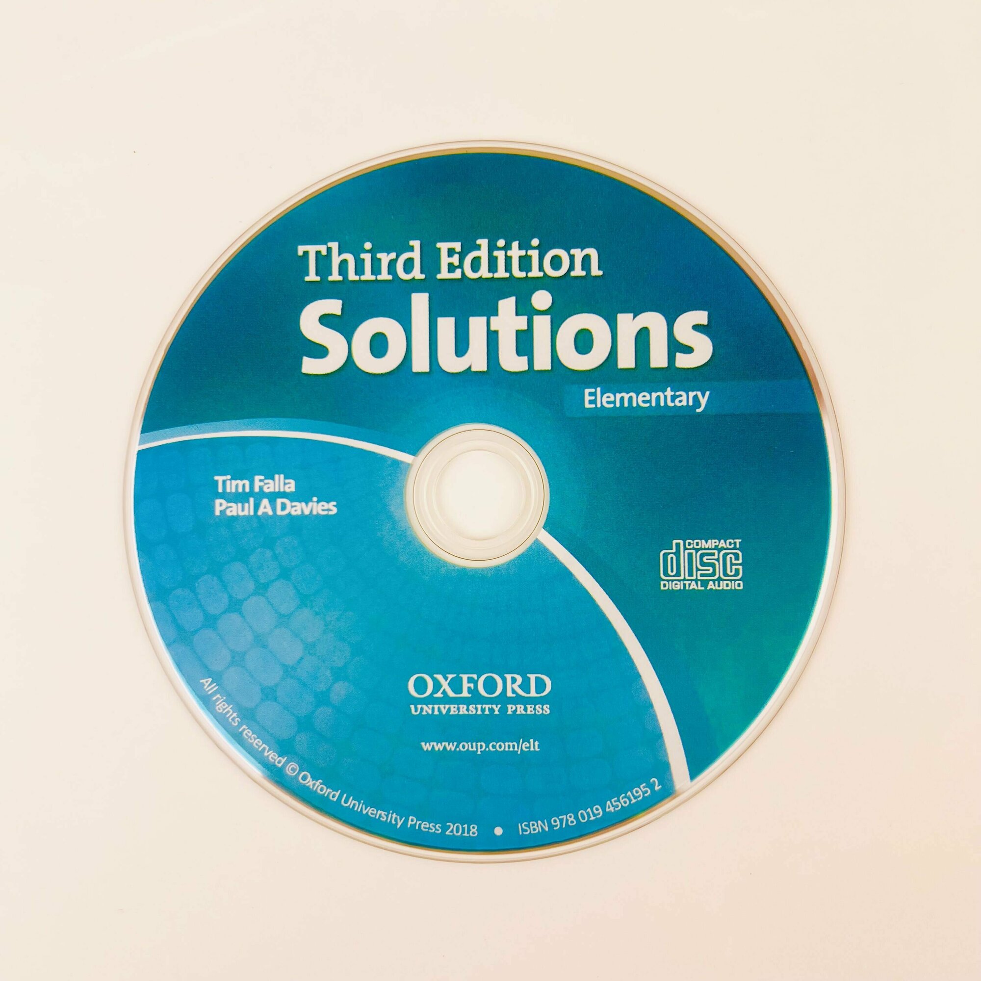 Solutions elementary third Edition полный комплект: Student's Book + Workbook + Диск - фото №5