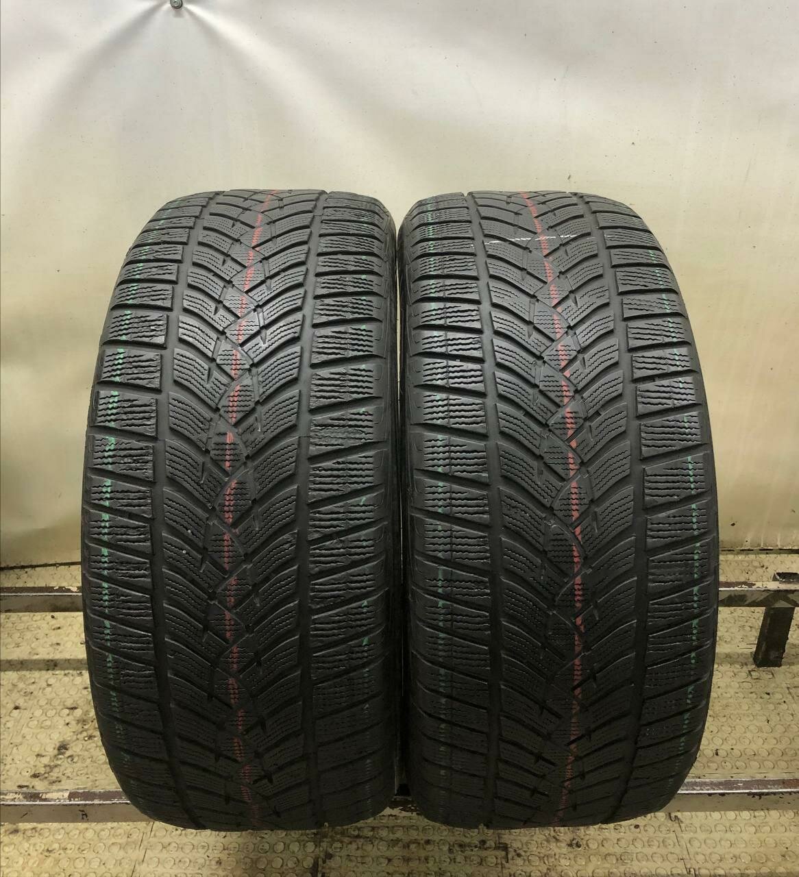 Goodyear UltraGrip Performance Gen-1 275/45 R20 БУ Шины Зимние