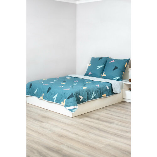 белый, фиолетовый, белый