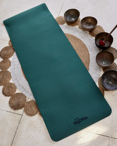 Изображение товара Коврик для йоги и фитнеса NiiDRA Basic, зелено-оливковый цвет, 6 мм