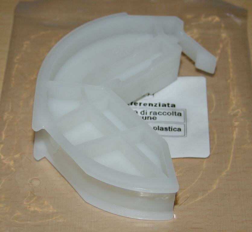 фото Стопор двери пластиковый для посудомоечной машины Whirlpool WB506