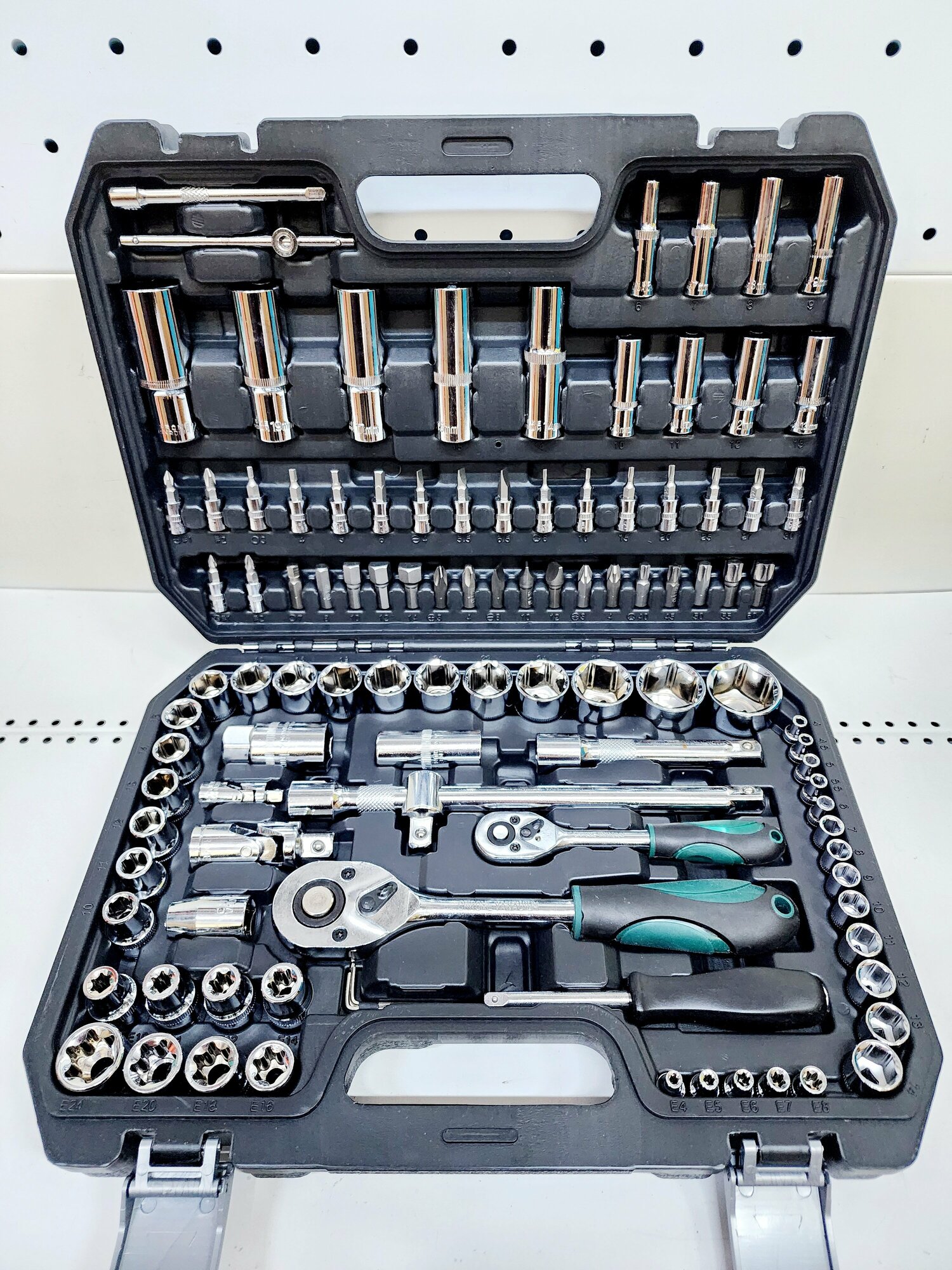 Набор инструментов 108 предметов Tools