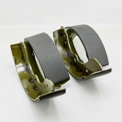 Колодки барабанные MAZDA TITAN FN-3333 GSPARTS 3360₽