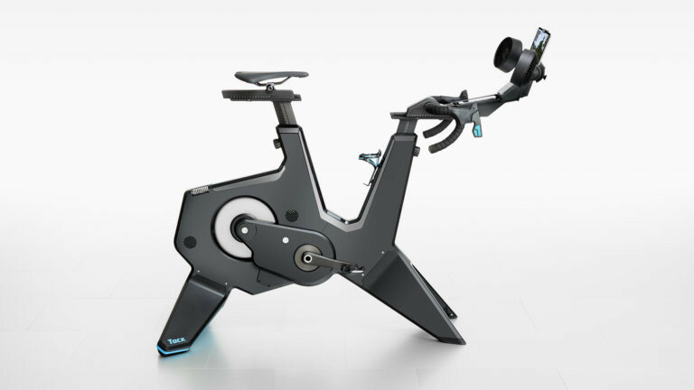 Вертикальный велоэргометр Tacx NEO Bike Smart T8000, черный
