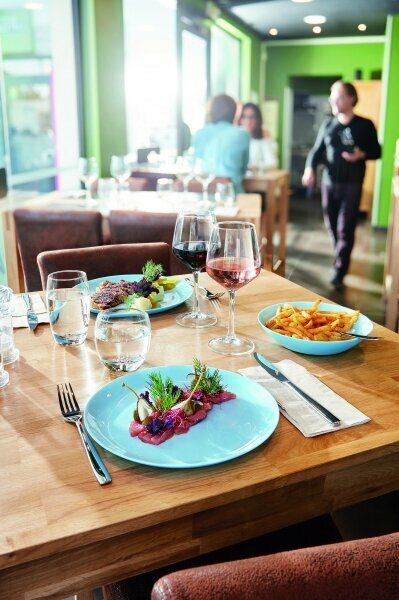 Тарелка Luminarc обеденная дивали лайт БЛЮ 25см, опаловое стекло — фото 1