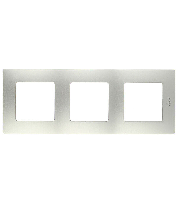 Рамка Legrand Etika трехместная алюминий (672553) Legrand 672553