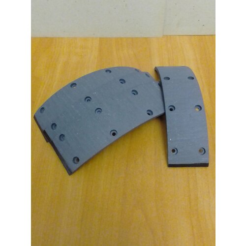 Накладки задних тормозных колодок УАЗ короткие производства Фритекс Ярославль Сверлёные Комплект 4 шт 20-3501106 660₽