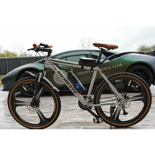 Велосипед RICHIESTO 26 на литых дисках ТРИ луча Горный Спортивный Унисекс серебро 25500₽