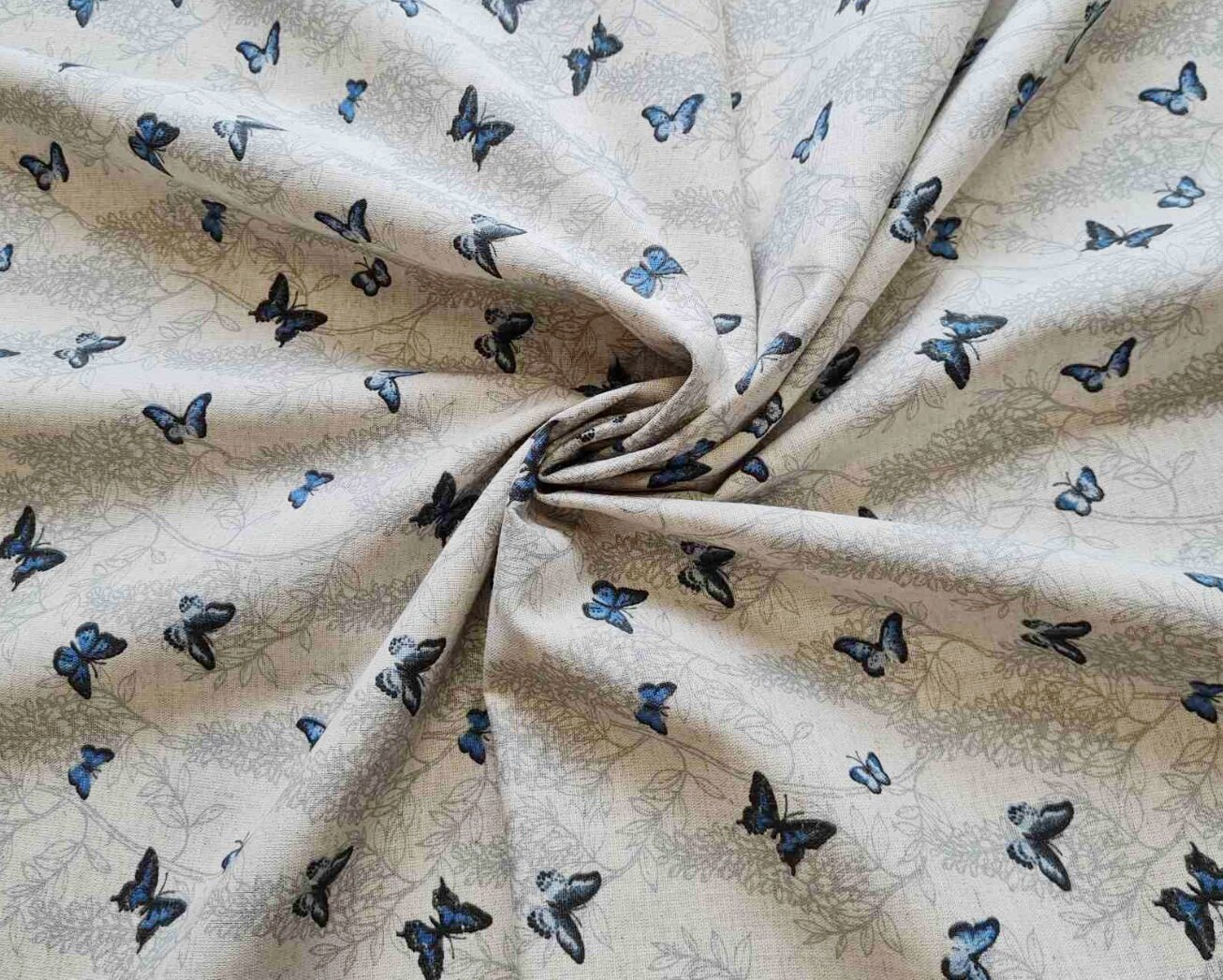фото Ткань лен хлопок синие бабочки