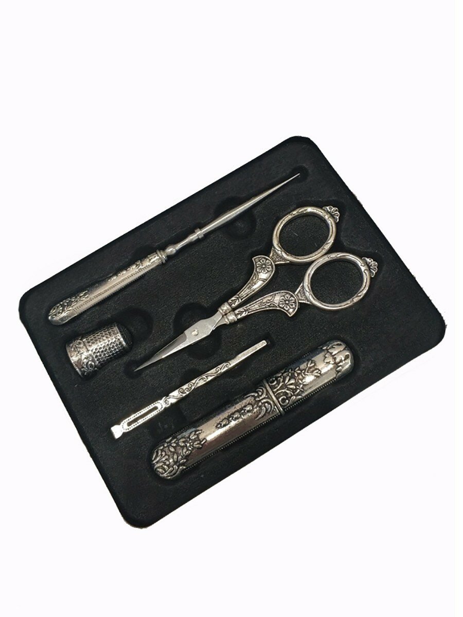 Набор Винтаж: ножницы, наперсток и игла для продергивания (античное серебро) 10518
