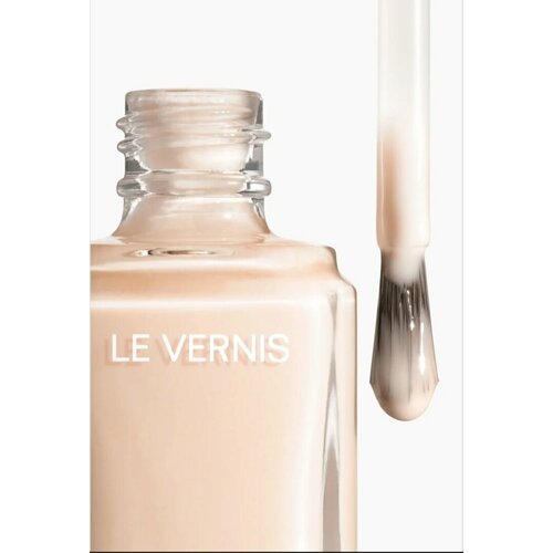 стойкий лак для ногтей chanel le vernis 13 мл Chanel Лак для ногтей Le Vernis 167 Nude