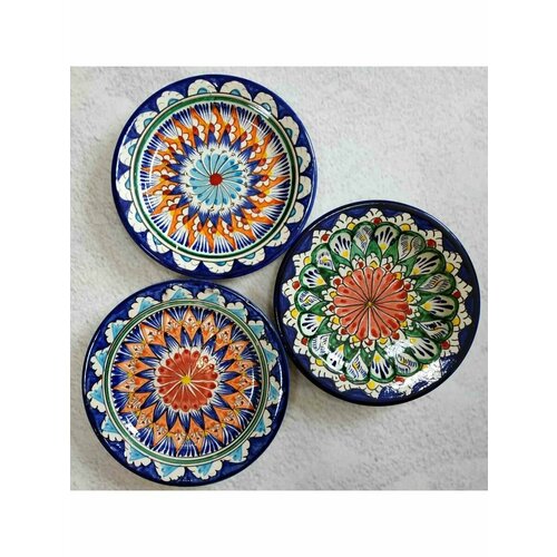 Тарелки 3шт 17см. Риштанская керамика