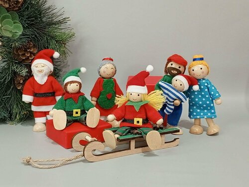 Набор мини куколок Семейка Новый год, деревянные маленькие игрушки