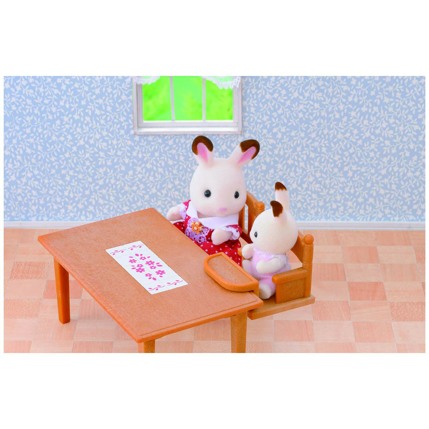 Игровой набор Sylvanian Families Обеденный стол с 5-ю стульями - фото №13