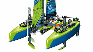 LEGO Technic 42105 Catamaran Shop device