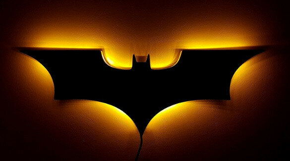 Светильник знак Бэтмена - Batman lamp