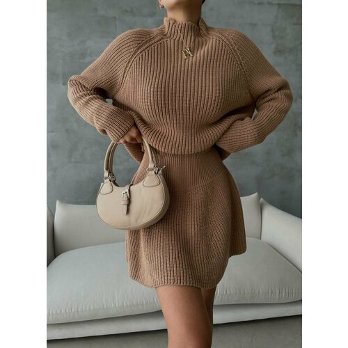 фото Костюм, размер 42/46, белый, экрю naked relish