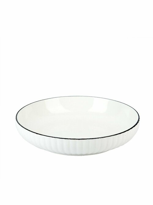 Фарфоровая глубокая тарелка 18 см