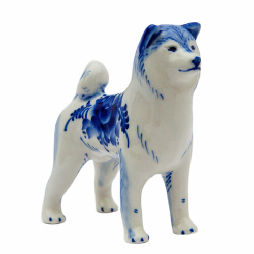 Фарфоровая статуэтка 