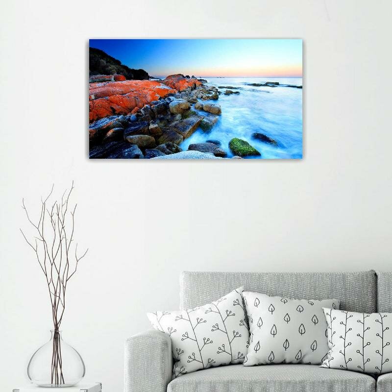 Картина на холсте 60x110 LinxOne "Море небо камни горизонт" интерьерная для дома / на стену / на кухню / с подрамником